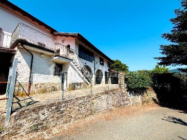 Pontremoli, Versola