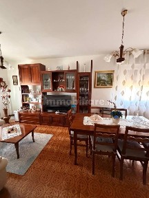 Villa bifamiliare, ottimo stato, 100 m², Prata di Pordenone