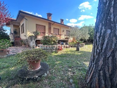 San Casciano in Val di Pesa, Strada Provinciale Grevigiana per Mercatale, 24
