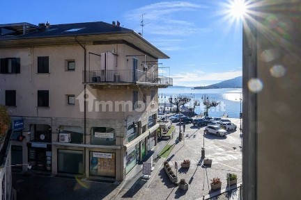 Trilocale piazza Dante Alighieri, Centro, Baveno