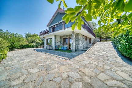 Villa unifamiliare via Casale, Centro, San Mauro Torinese