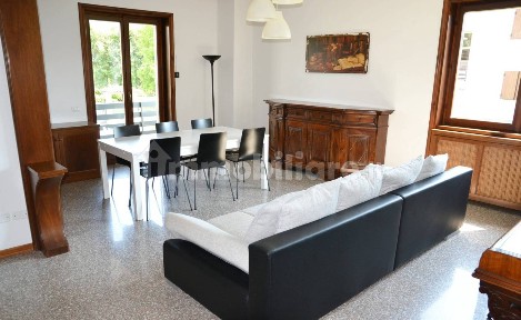 Quadrilocale via Benedetto Croce 53, Centro, Trescore Balneario