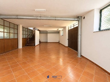 Magazzino - Deposito in Vendita