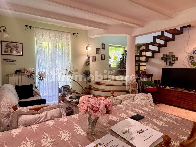 Villa unifamiliare via Brigate Partigiane 2, Piano Di Follo, Follo