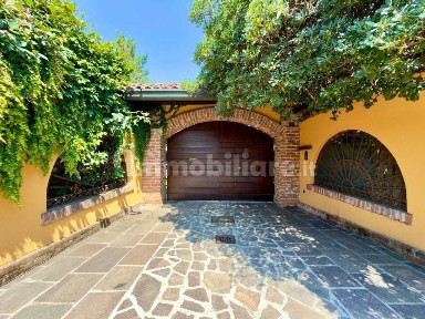 Villa unifamiliare vicolo Privato Tolmezzo 4, Galliate