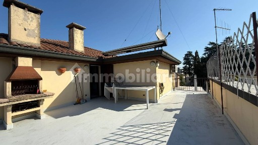Trilocale via Ruggero Leoncavallo 11, San Lazzaro, Vicenza