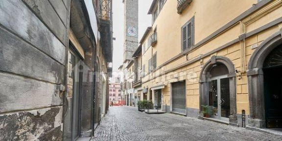 Terratetto unifamiliare via Roma, Sacrario - Piazza della Rocca, Viterbo