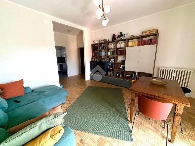 Trilocale via amoretti 6, Città Giardino, Pavia