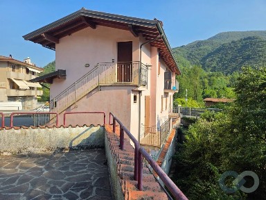 Terratetto unifamiliare 160 m², buono stato, Vallio Terme