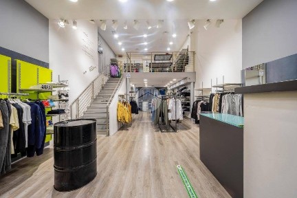 Locale commerciale in Affitto