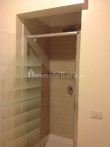 Attività commerciale in Affitto