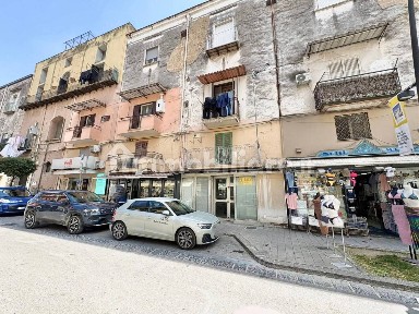 Attività commerciale in Affitto
