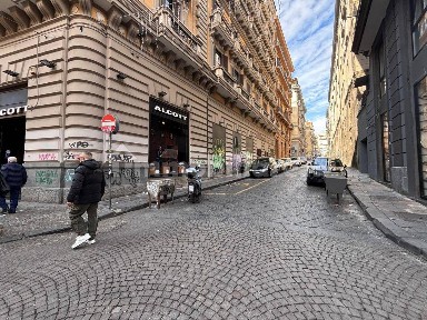 Attività commerciale in Affitto