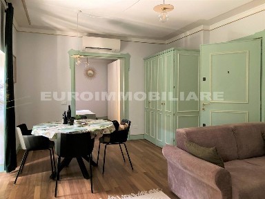 Trilocale via Fratelli Dandolo 11, Loggia - Garibaldi, Brescia