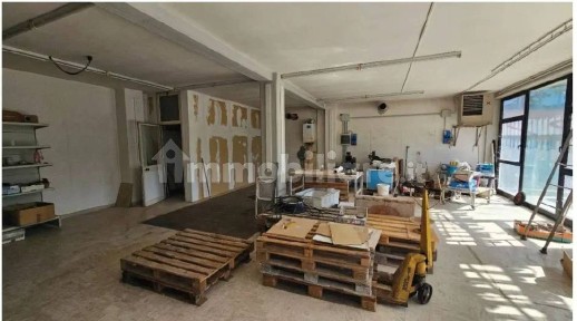 Capannone all'asta via dell'Artigianato 16, Deruta