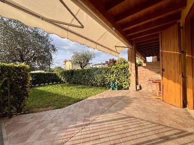 Bilocale via Fondi, Puegnago sul Garda