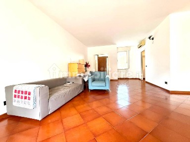 Quadrilocale buono stato, su più livelli, Desenzano Centro, Desenzano del Garda