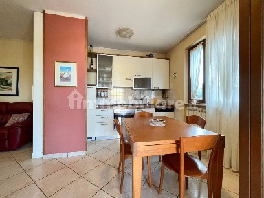Trilocale via Lombardia 23, Centro, Grottammare