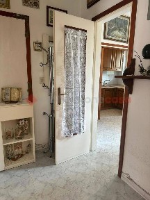 Bilocale via Niccolò Tommaseo, La Rosa, Livorno