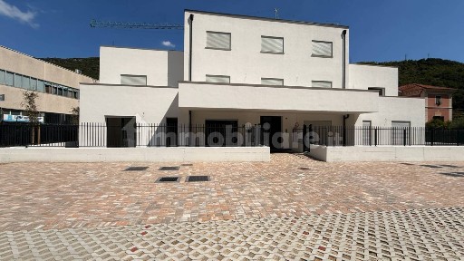 Quadrilocale via Calice 42/C, Centro, Finale Ligure