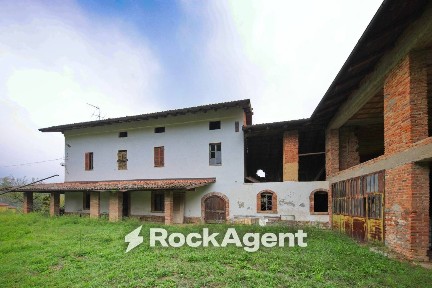 Maranzana, Via case sparse 18