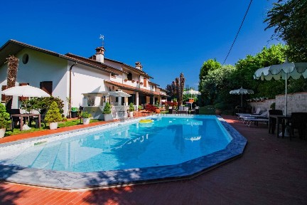 Villa bifamiliare via Aurelio Saffi 1, Centro, Bertinoro