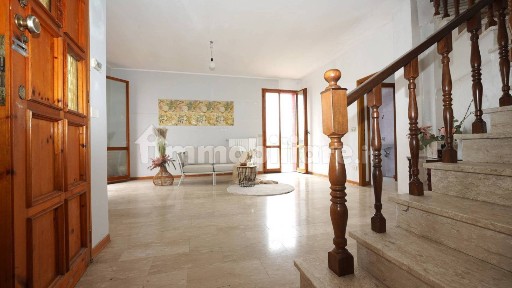 Villa bifamiliare via Firenze 44, Centro, Savignano sul Rubicone