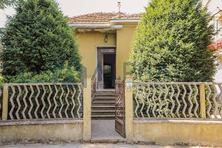 Villa unifamiliare via dei Garibaldini, Centro, Forlimpopoli