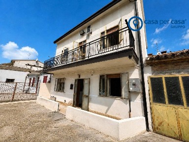 Villa a schiera via Argine Po, Porto Viro