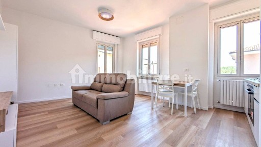 Bilocale via Brianza 1, Crosione, Pavia