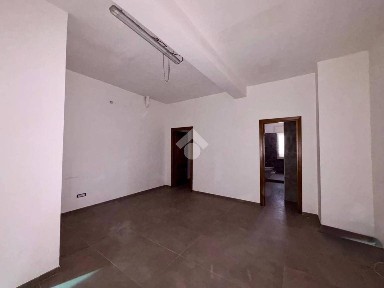 Arzano, Via sette re, 47