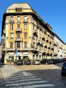 Locale commerciale in Vendita