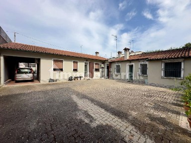 Villa bifamiliare, ottimo stato, 150 m², Borgo Nuovo - Ospedale, Ravenna