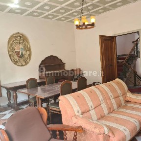 Appartamento buono stato, primo piano, Centro, Monte San Pietrangeli