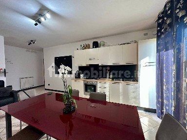 Trilocale buono stato, primo piano, Centro, Tombolo