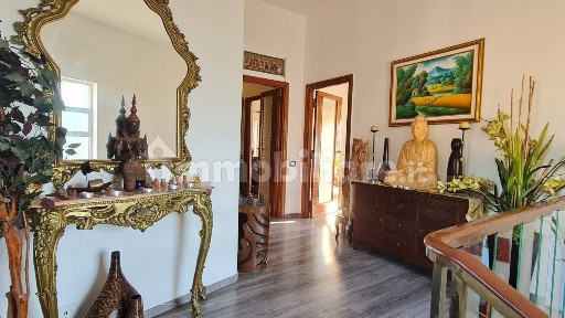 Appartamento in villa via Cassia 905, Tomba di Nerone, Roma