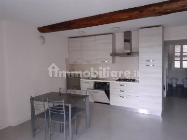Bilocale ottimo stato, secondo piano, Centro Storico, Biella