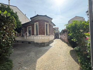 Villa unifamiliare via Pietro Cossa 10, Parella, Torino