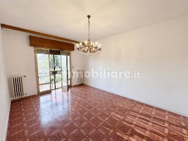 Villa unifamiliare via Veneto, Centro, Concesio