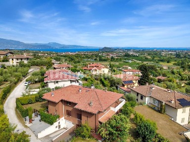 Villa bifamiliare via Fontanelli 1/A, Castello, Puegnago sul Garda