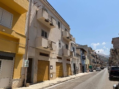 Terratetto unifamiliare via Roma 147, Centro, Cinisi