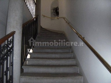 Bilocale ottimo stato, quinto piano, Borgo Teresiano, Trieste
