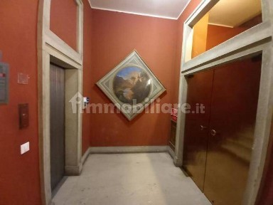 Trilocale buono stato, quarto piano, Borgo Teresiano, Trieste