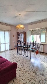 Trilocale via Antonio Locatelli, Centro, Nembro