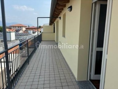 Bilocale via Stezzano 11, Azzano San Paolo