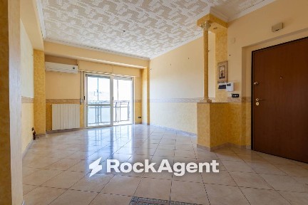 Trilocale via Giovanni Paolo Parisio, 10, Mater Domini - Cavita, Catanzaro