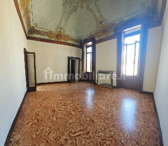 Trilocale piazza Lodi 6, Centro, Cremona