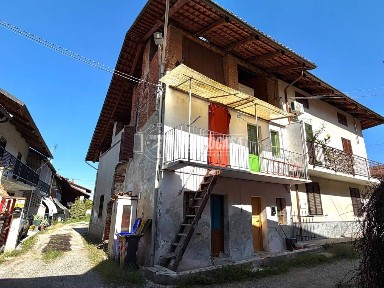 Front, Via Buccole, Grange di Front 19