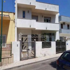Villetta a schiera all'asta via A. Vespucci 93, Porto Cesareo
