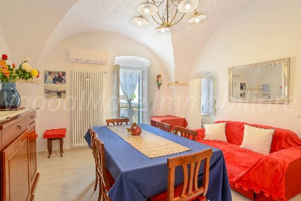 Villa a schiera Vico Daniele Manin, Spotorno